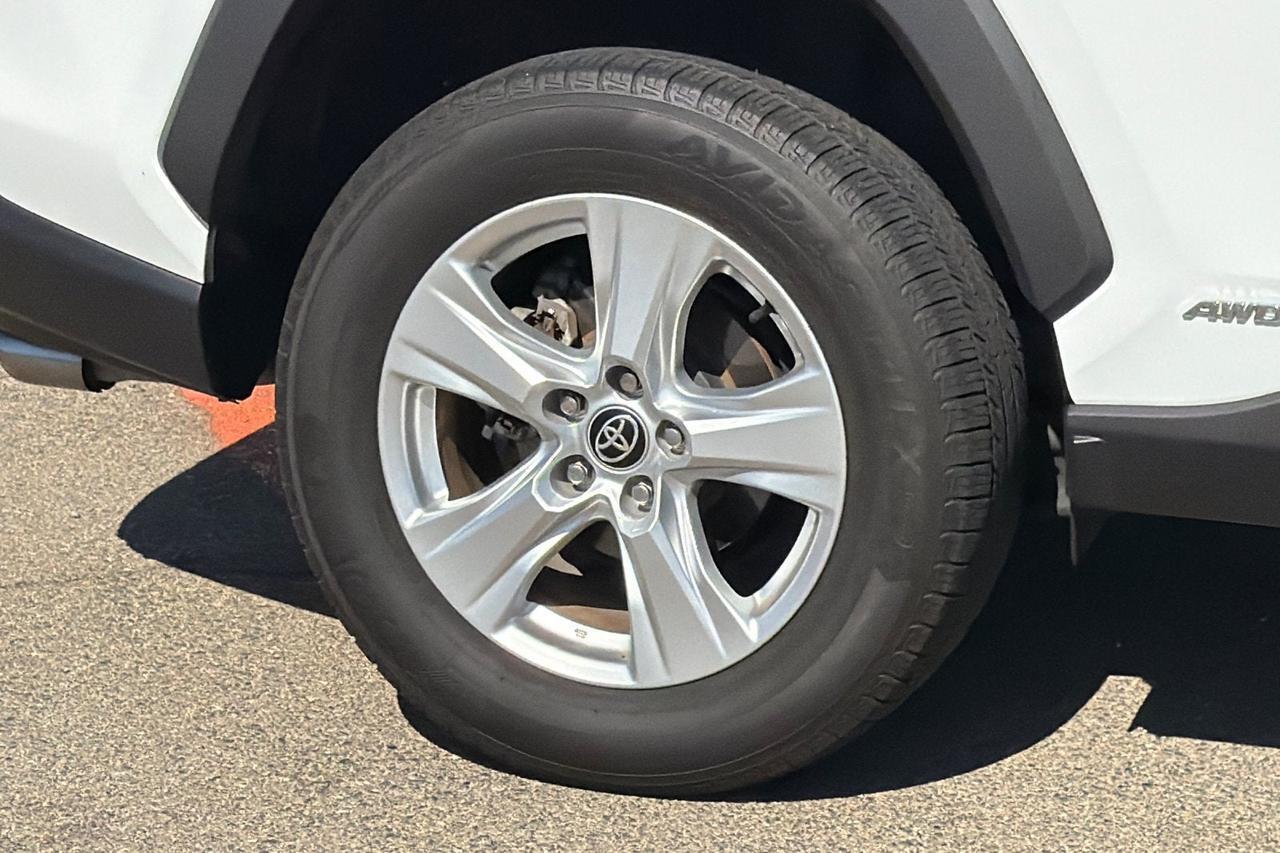 2021 Toyota RAV4 Hybrid XLE Roseville CA
