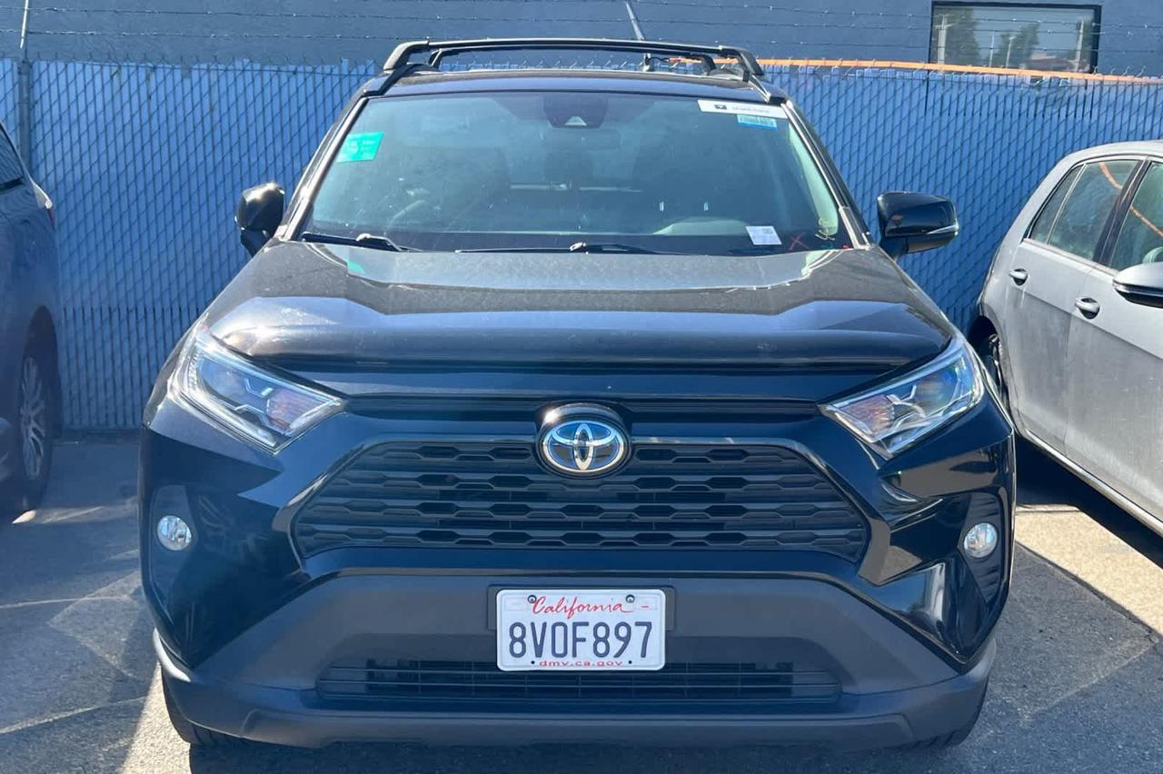 2021 Toyota RAV4 Hybrid XLE