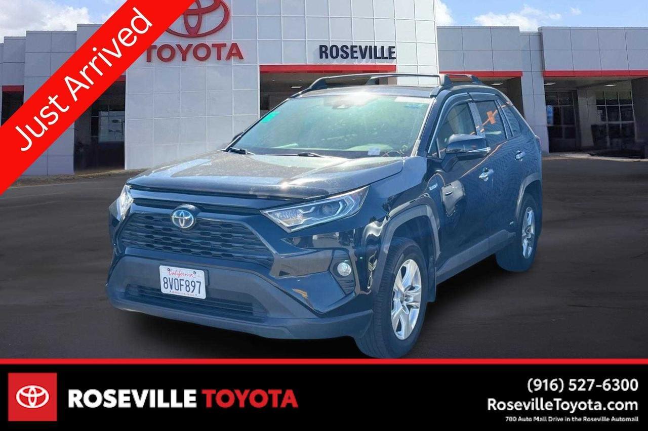 2021 Toyota RAV4 Hybrid XLE
