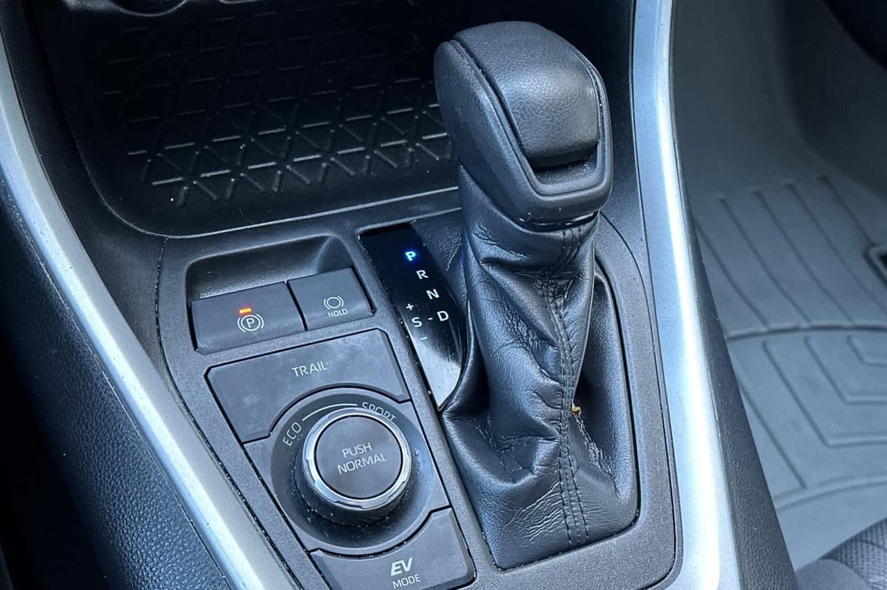 2021 Toyota RAV4 Hybrid XLE Roseville CA