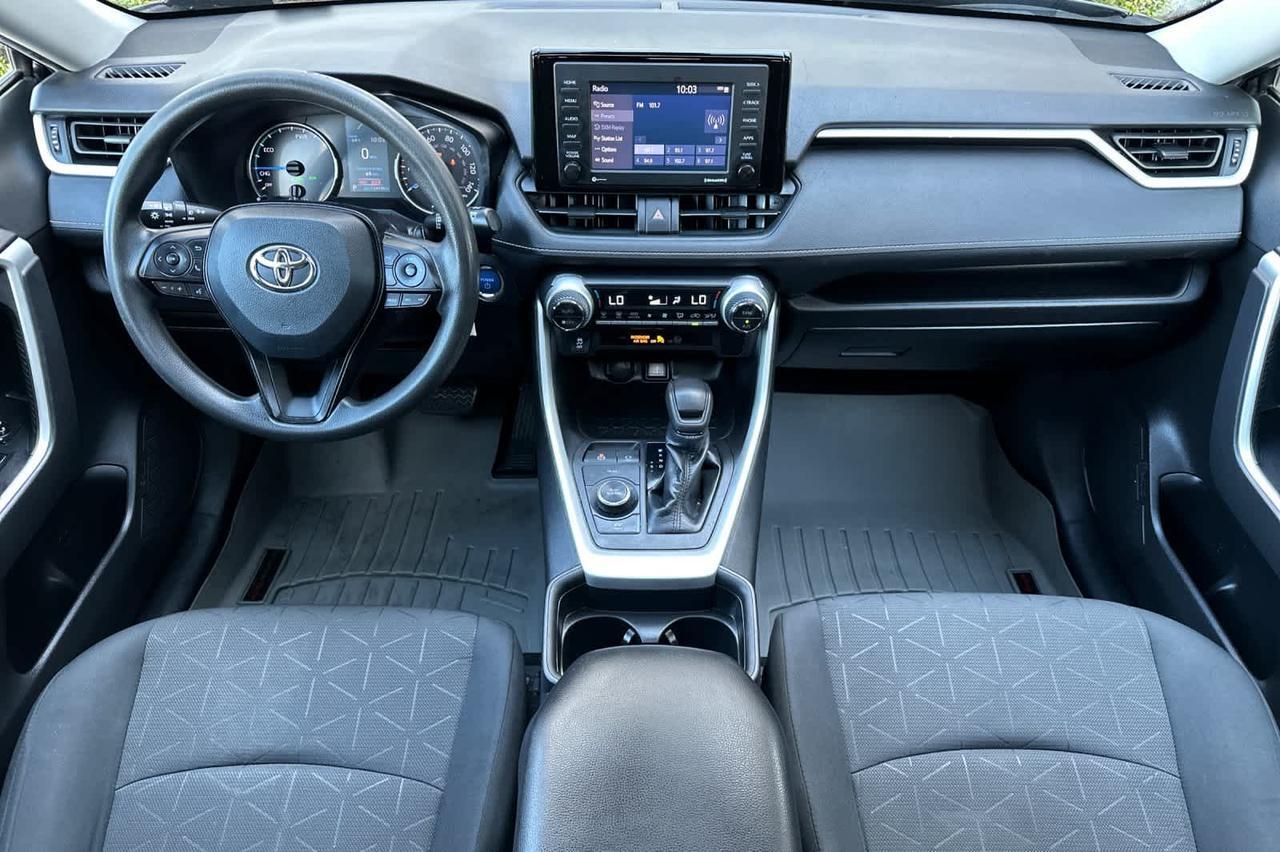 2021 Toyota RAV4 Hybrid XLE