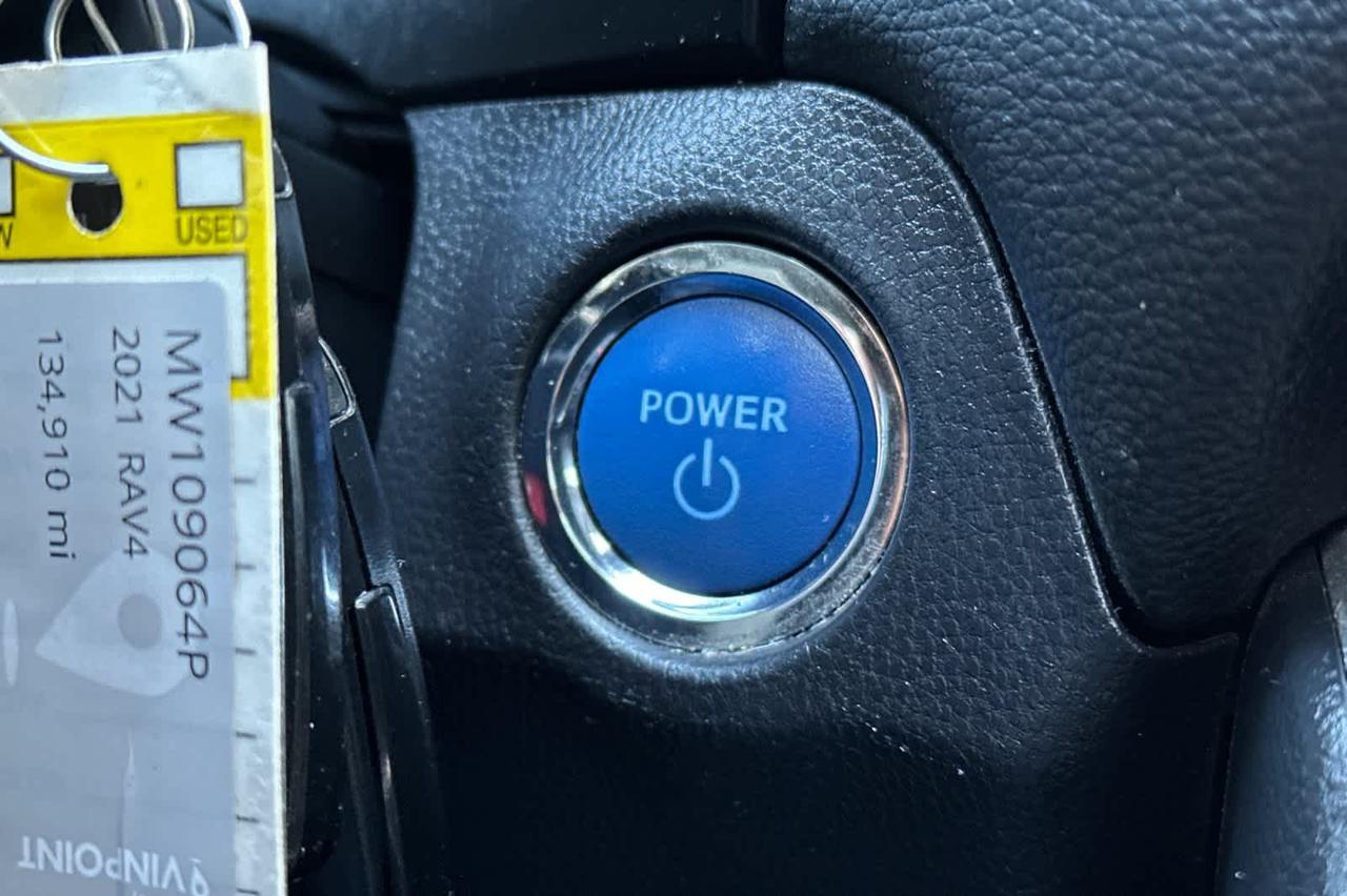 2021 Toyota RAV4 Hybrid XLE Roseville CA