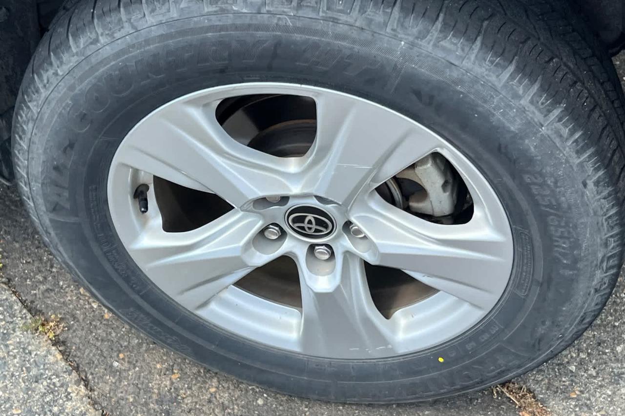 2021 Toyota RAV4 Hybrid XLE Roseville CA