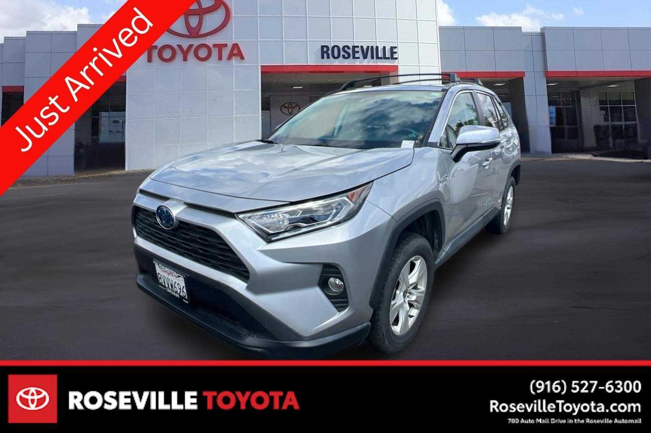 2021 Toyota RAV4 Hybrid XLE