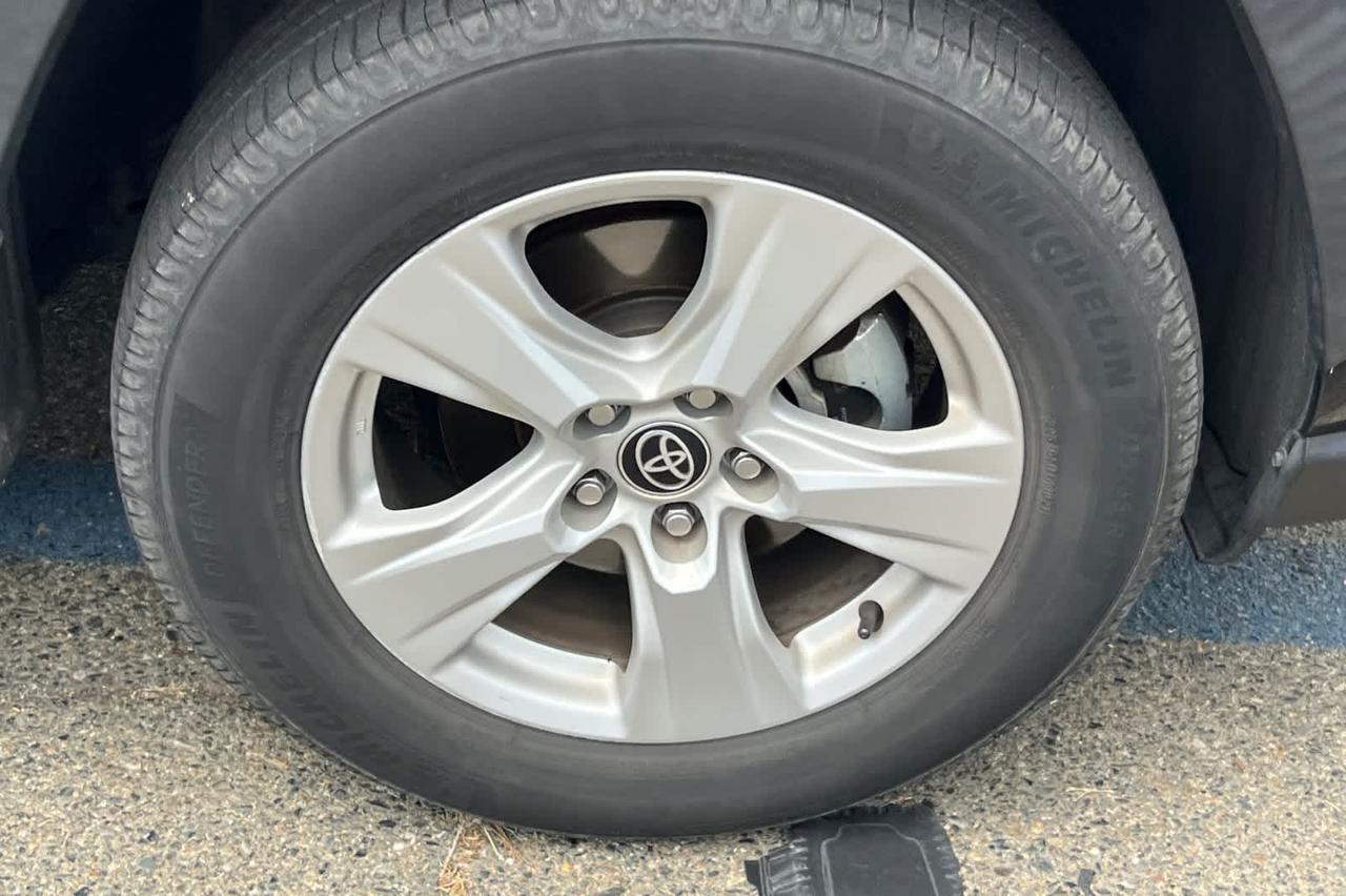 2021 Toyota RAV4 Hybrid XLE Roseville CA
