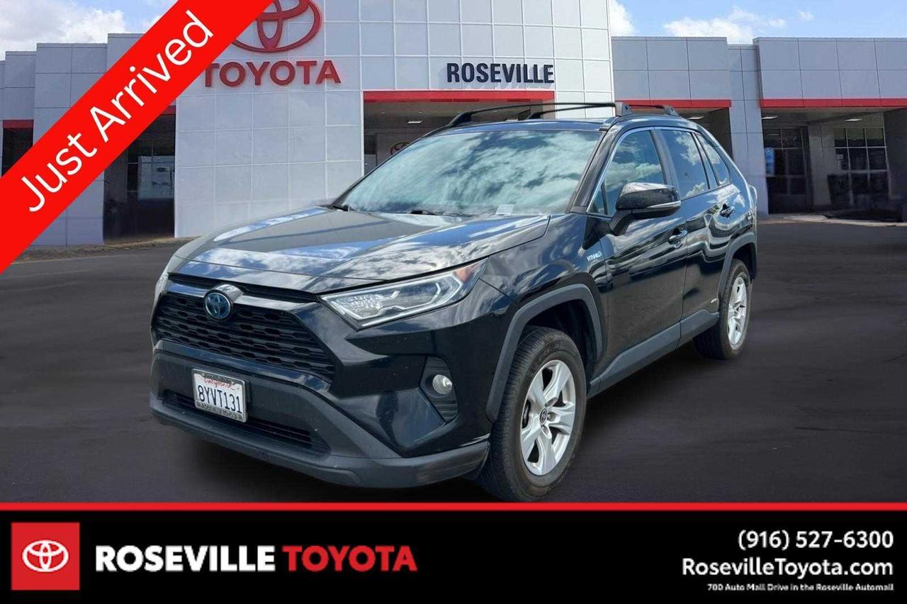 2021 Toyota RAV4 Hybrid XLE