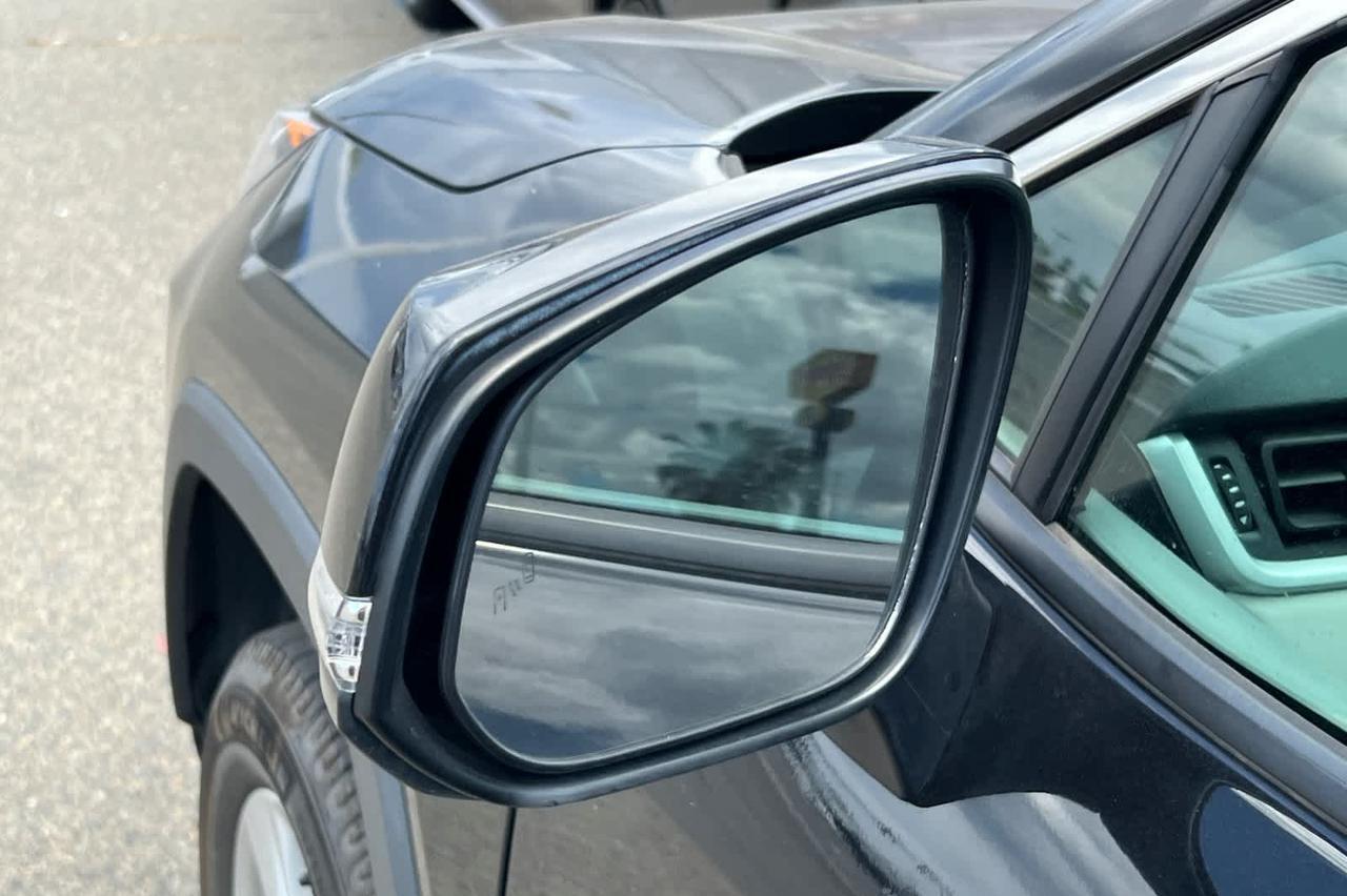 2021 Toyota RAV4 Hybrid XLE Roseville CA