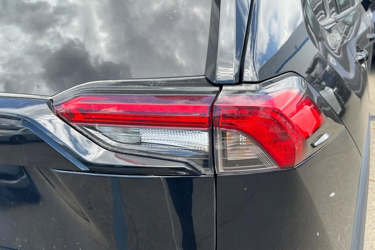 2021 Toyota RAV4 Hybrid XLE Roseville CA