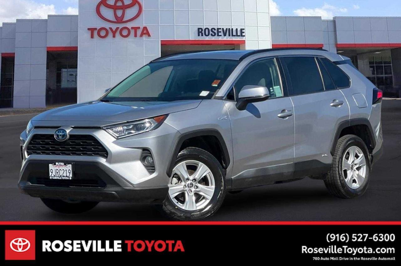 2021 Toyota RAV4 Hybrid XLE