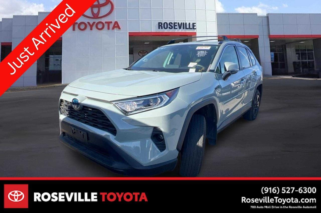 2021 Toyota RAV4 Hybrid XLE