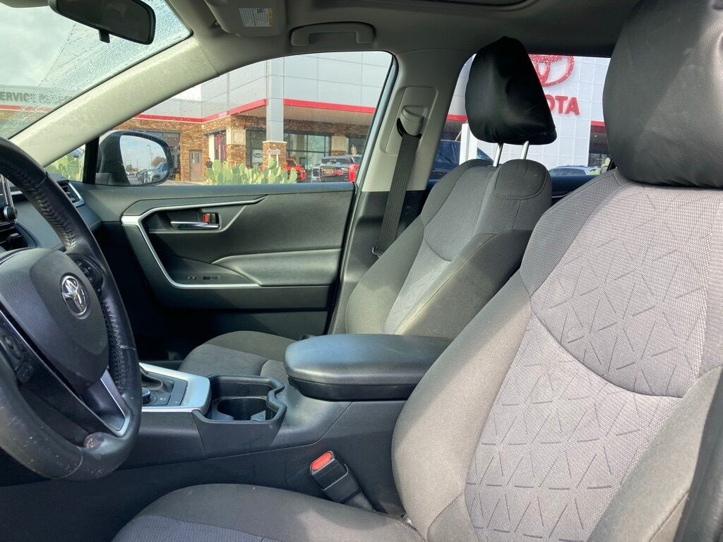 2021 Toyota RAV4 Hybrid XLE San Antonio TX