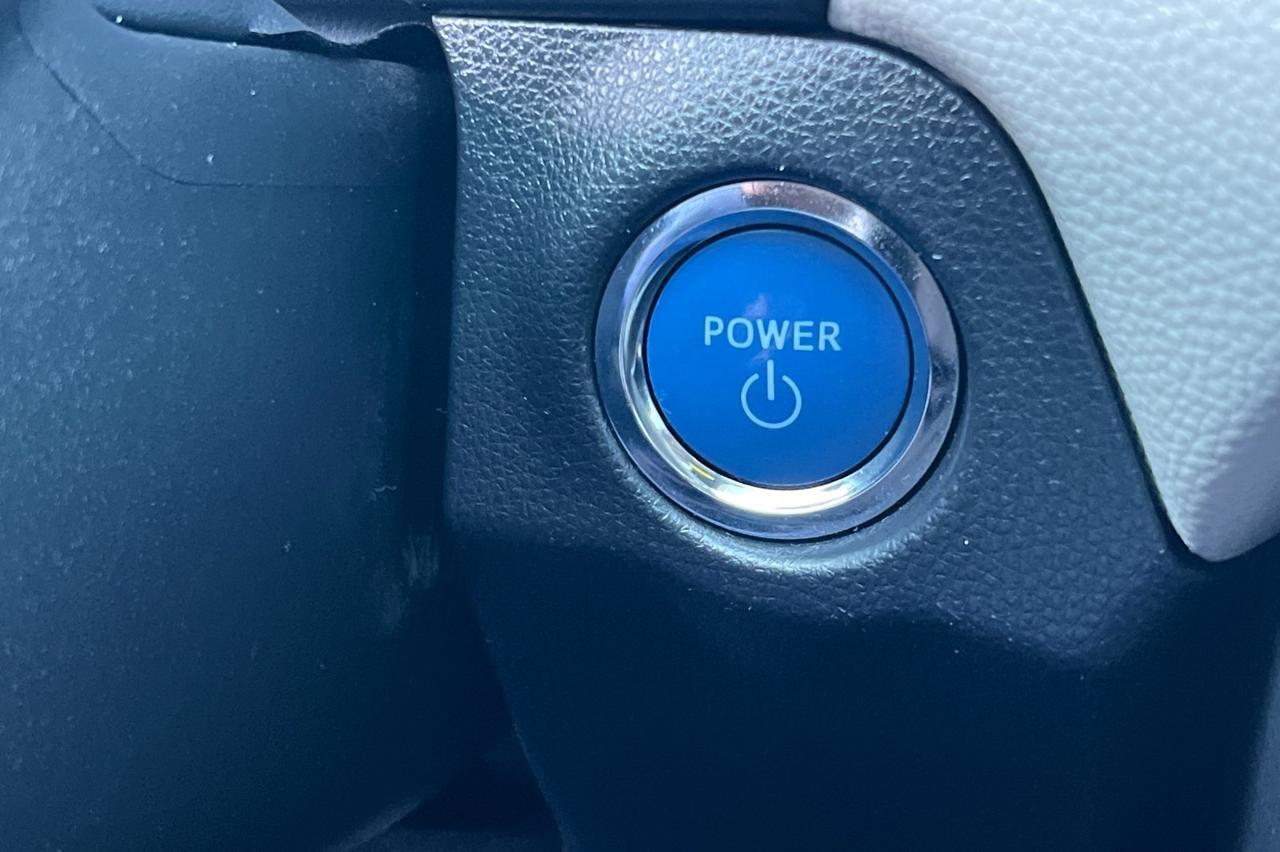 2021 Toyota RAV4 Hybrid XLE Ontario OR