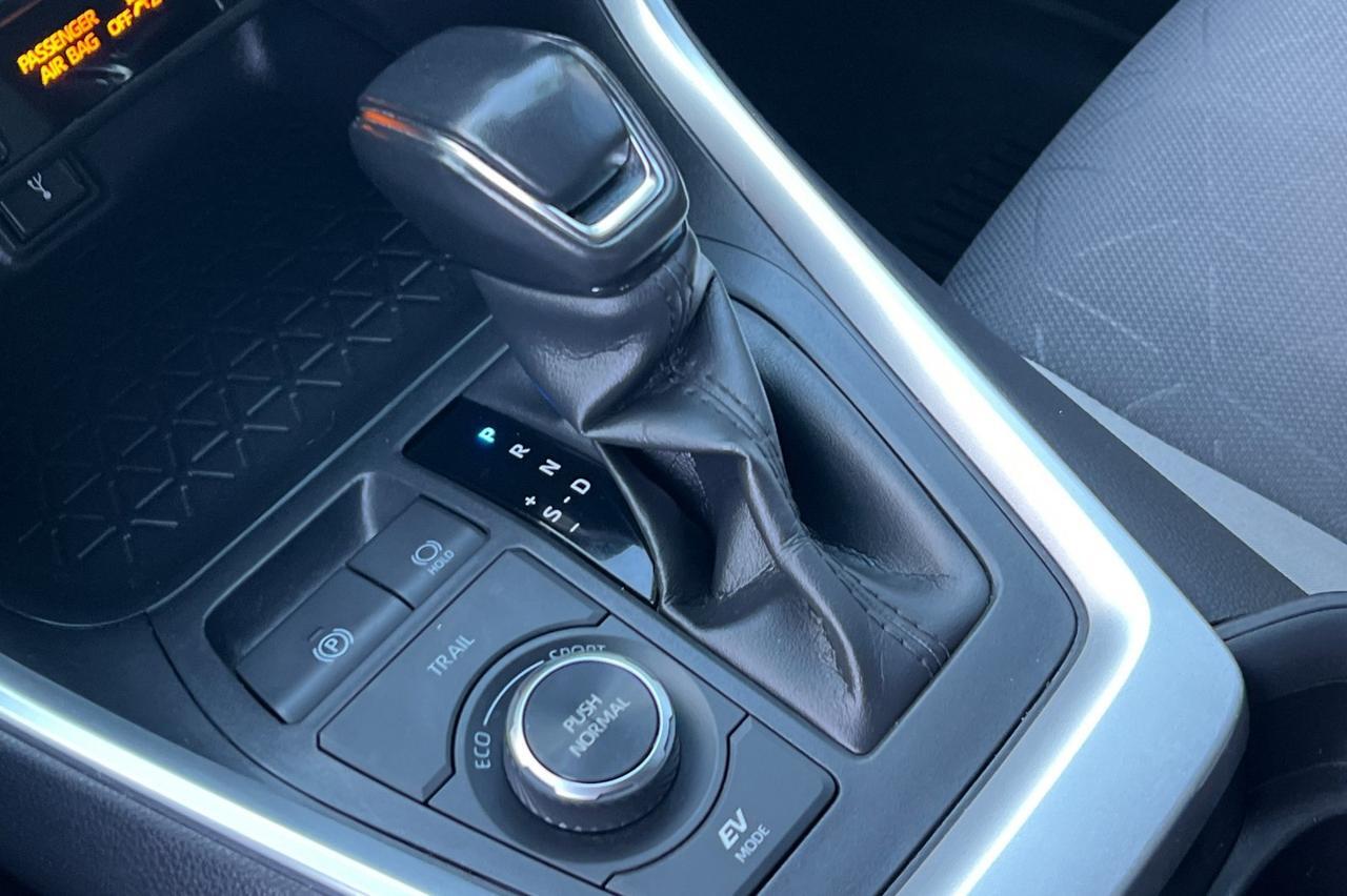 2021 Toyota RAV4 Hybrid XLE Ontario OR