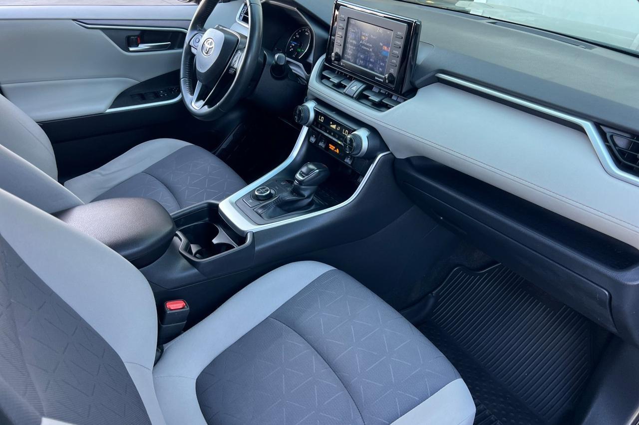 2021 Toyota RAV4 Hybrid XLE Ontario OR