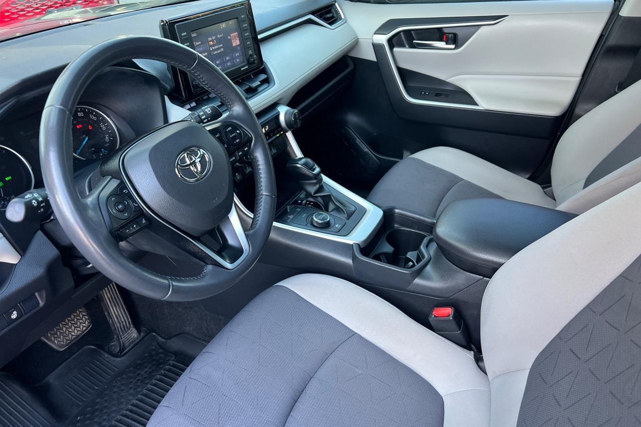 2021 Toyota RAV4 Hybrid XLE Ontario OR