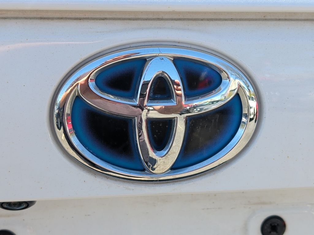 2021 Toyota RAV4 Hybrid XLE Worcester MA