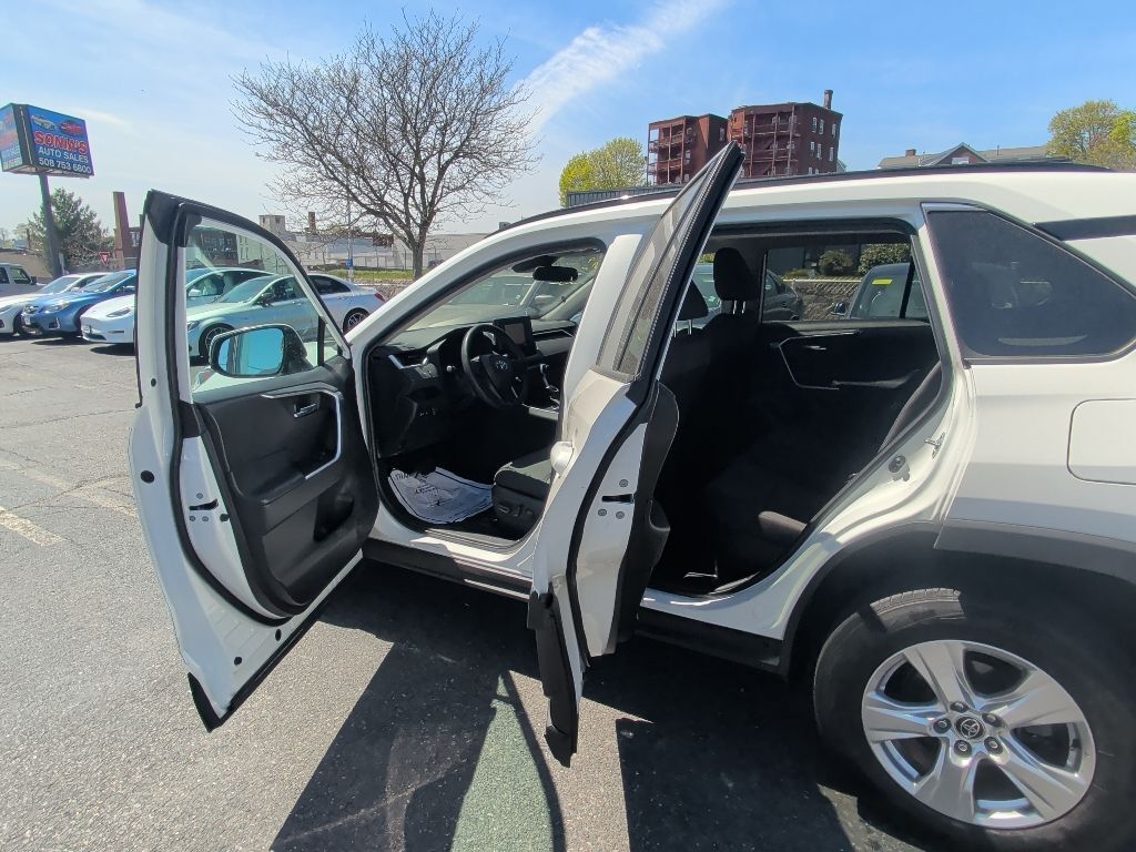 2021 Toyota RAV4 Hybrid XLE Worcester MA