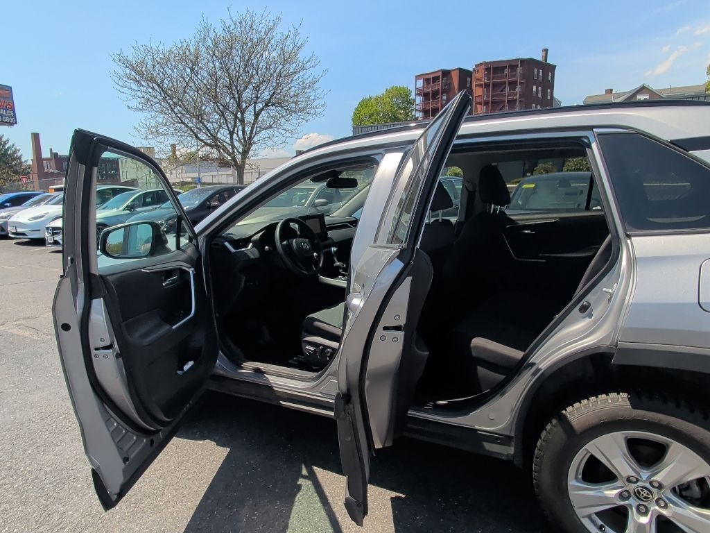 2021 Toyota RAV4 Hybrid XLE Worcester MA