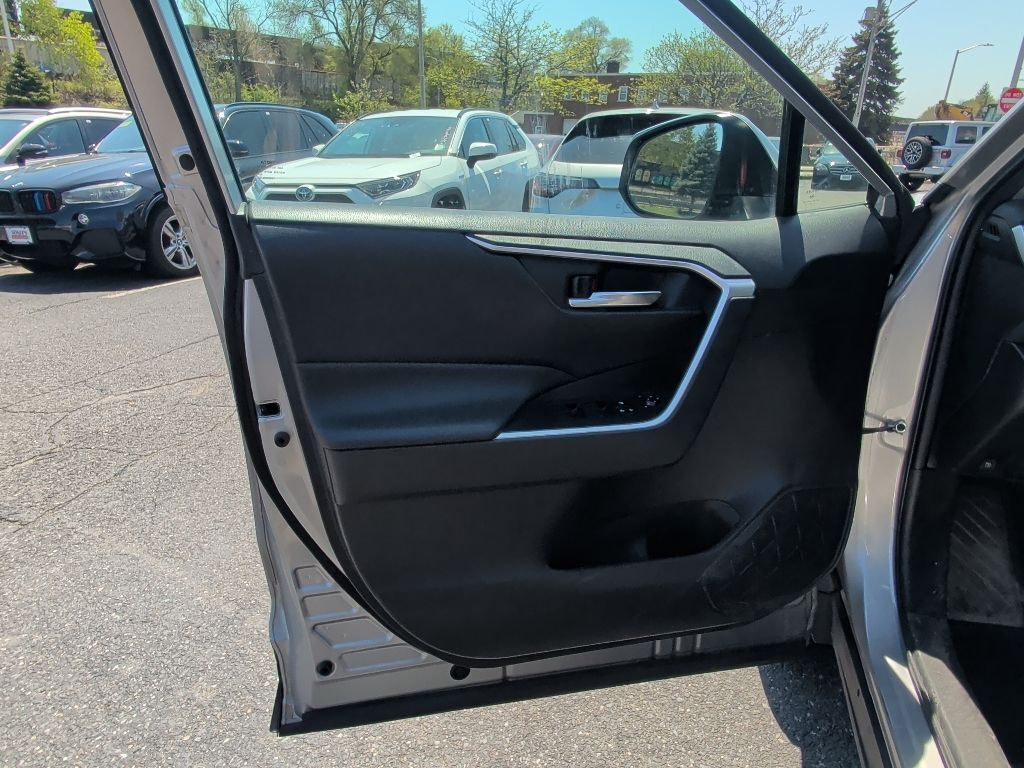 2021 Toyota RAV4 Hybrid XLE Worcester MA