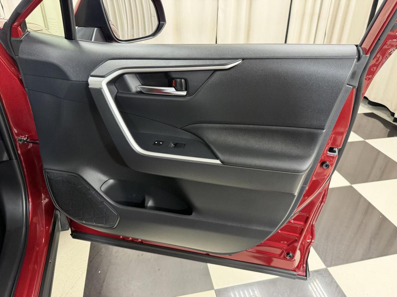 2021 Toyota RAV4 Hybrid XLE Annapolis MD