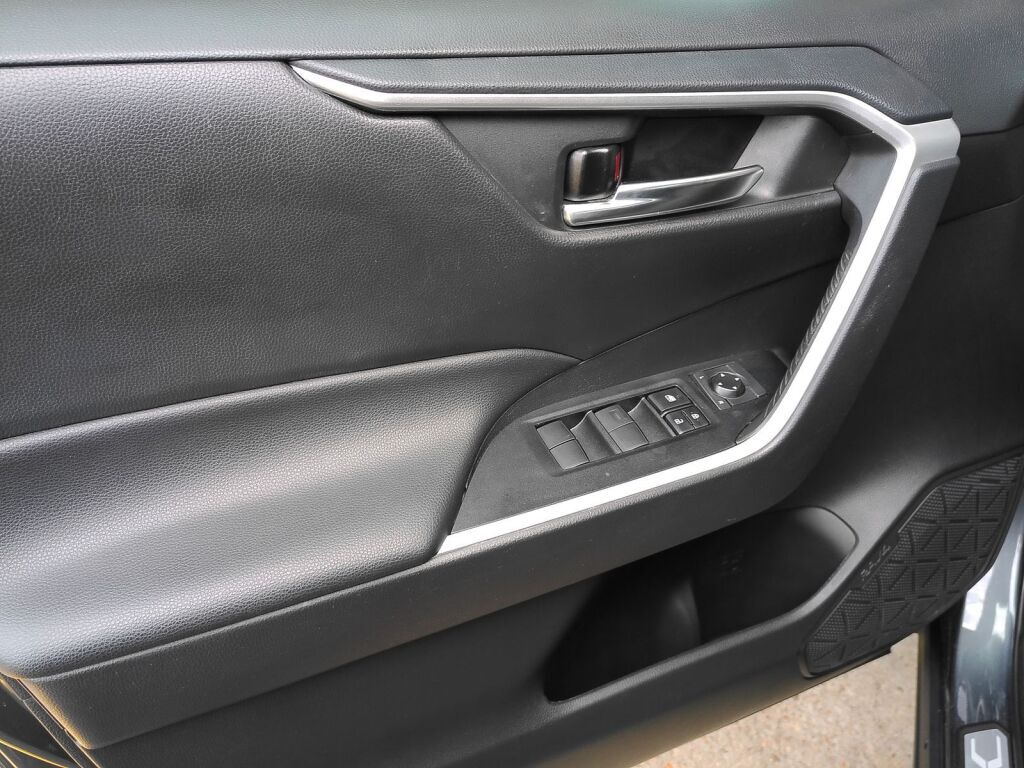 2021 Toyota RAV4 Hybrid XLE Richmond VA