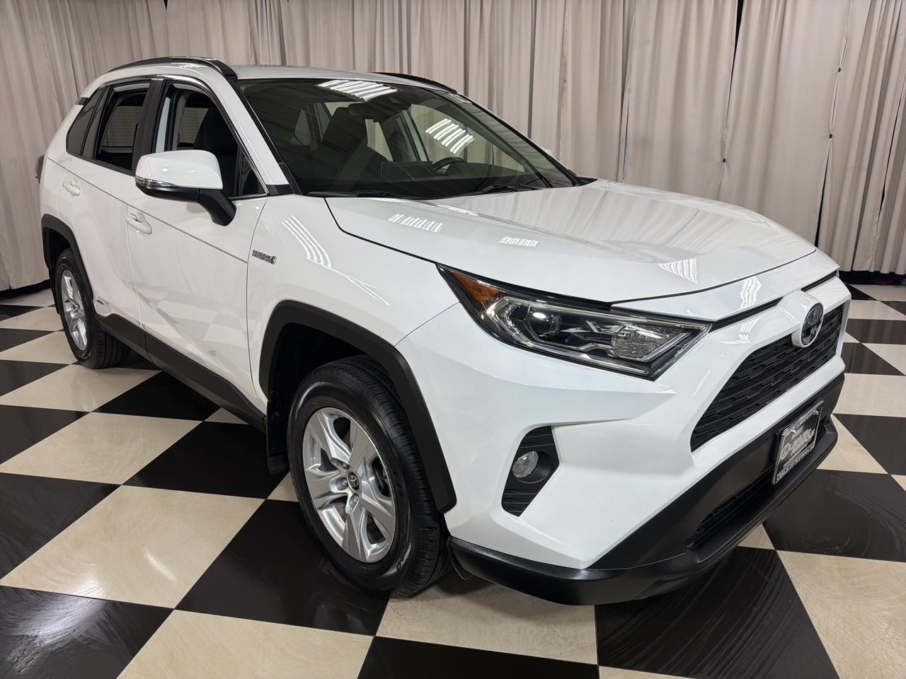 2021 Toyota RAV4 Hybrid XLE