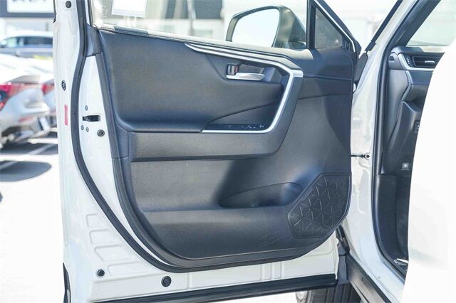 2021 Toyota RAV4 Hybrid XSE Huntington Beach CA