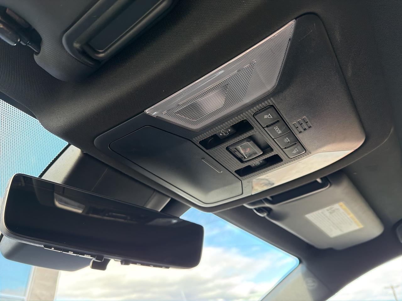 2021 Toyota RAV4 Hybrid XSE Bend OR