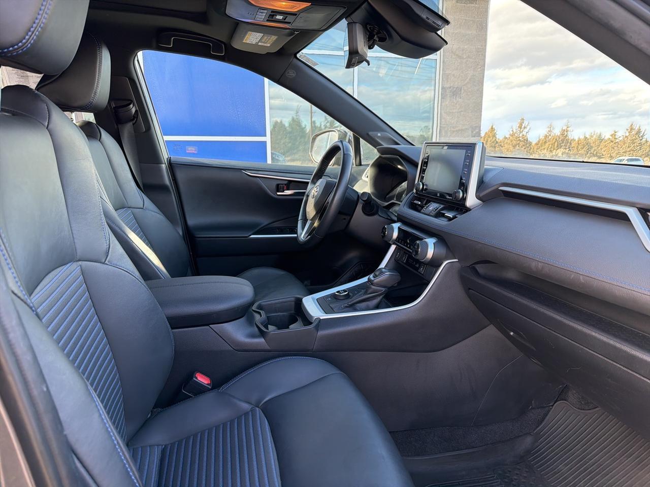 2021 Toyota RAV4 Hybrid XSE Bend OR