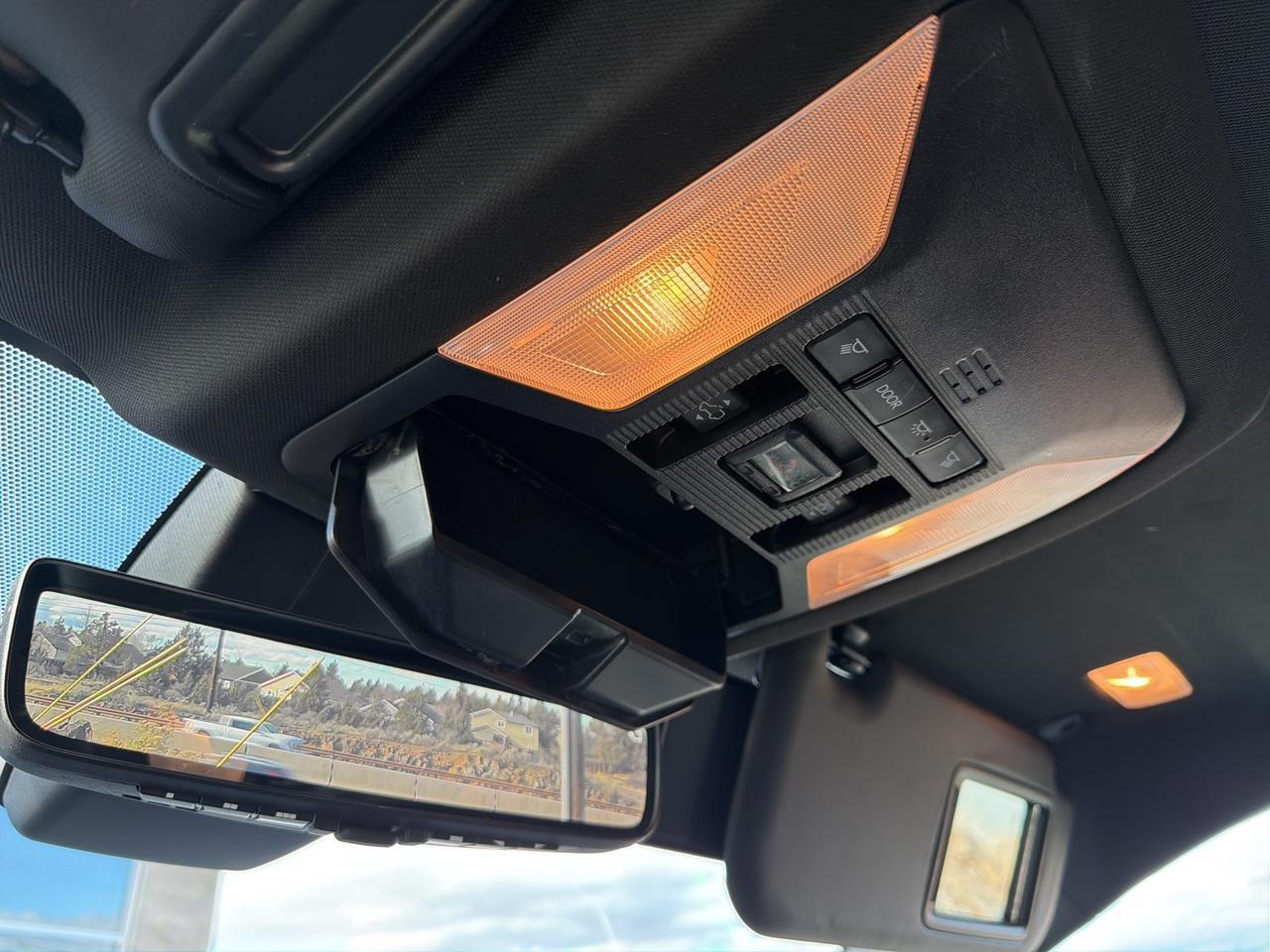 2021 Toyota RAV4 Hybrid XSE Bend OR