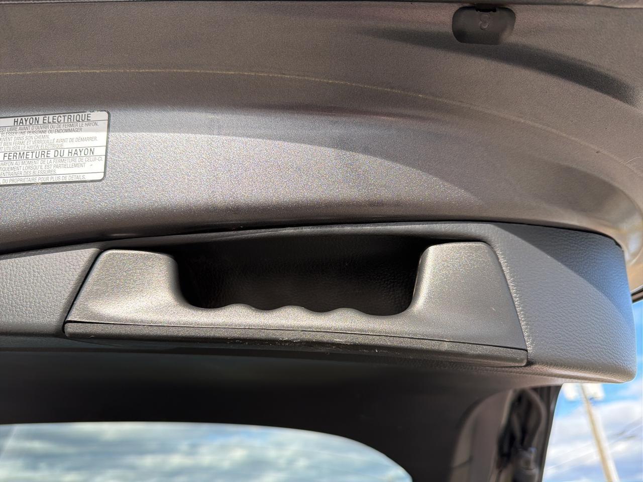 2021 Toyota RAV4 Hybrid XSE Bend OR