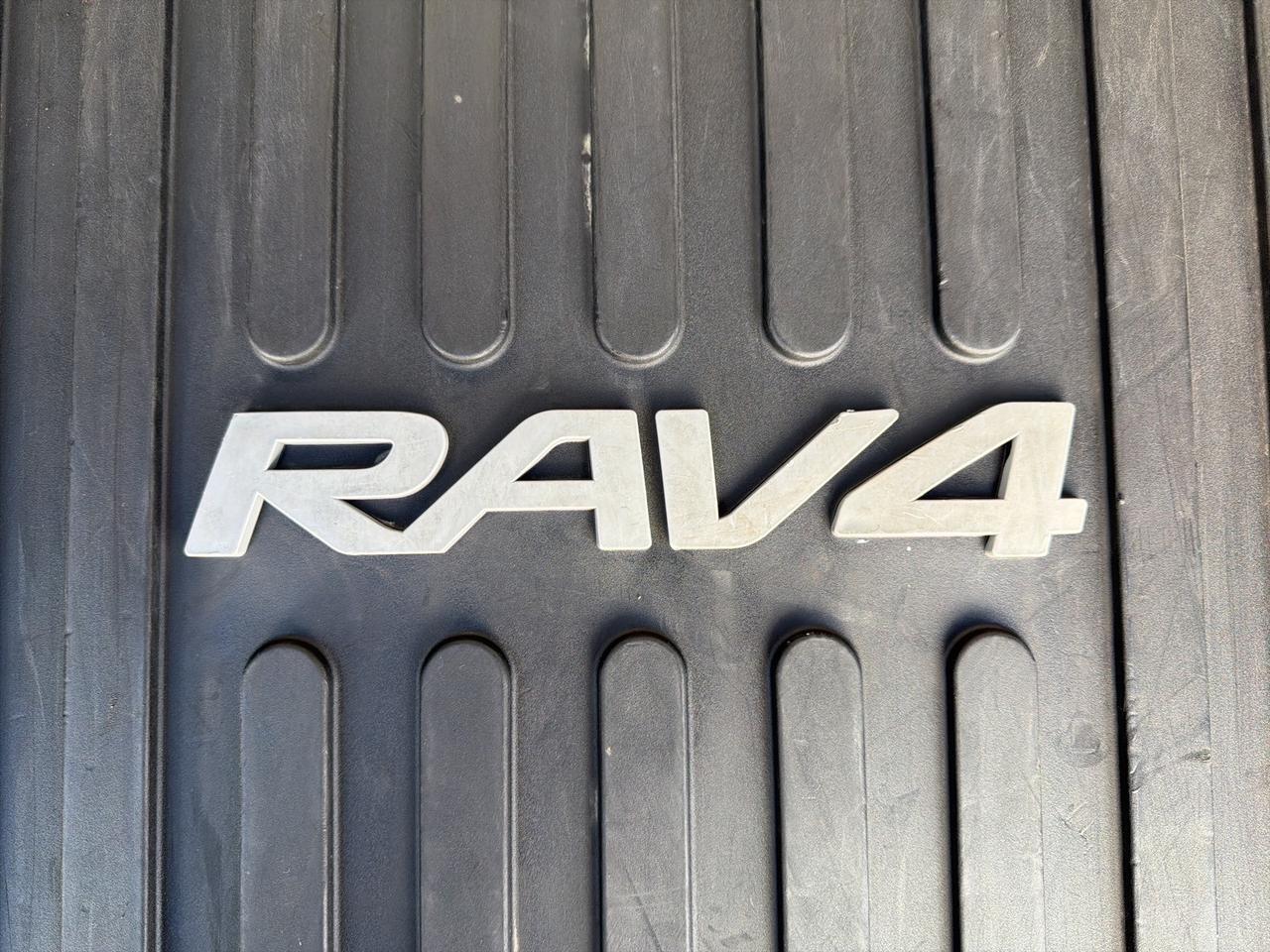 2021 Toyota RAV4 Hybrid XSE Bend OR