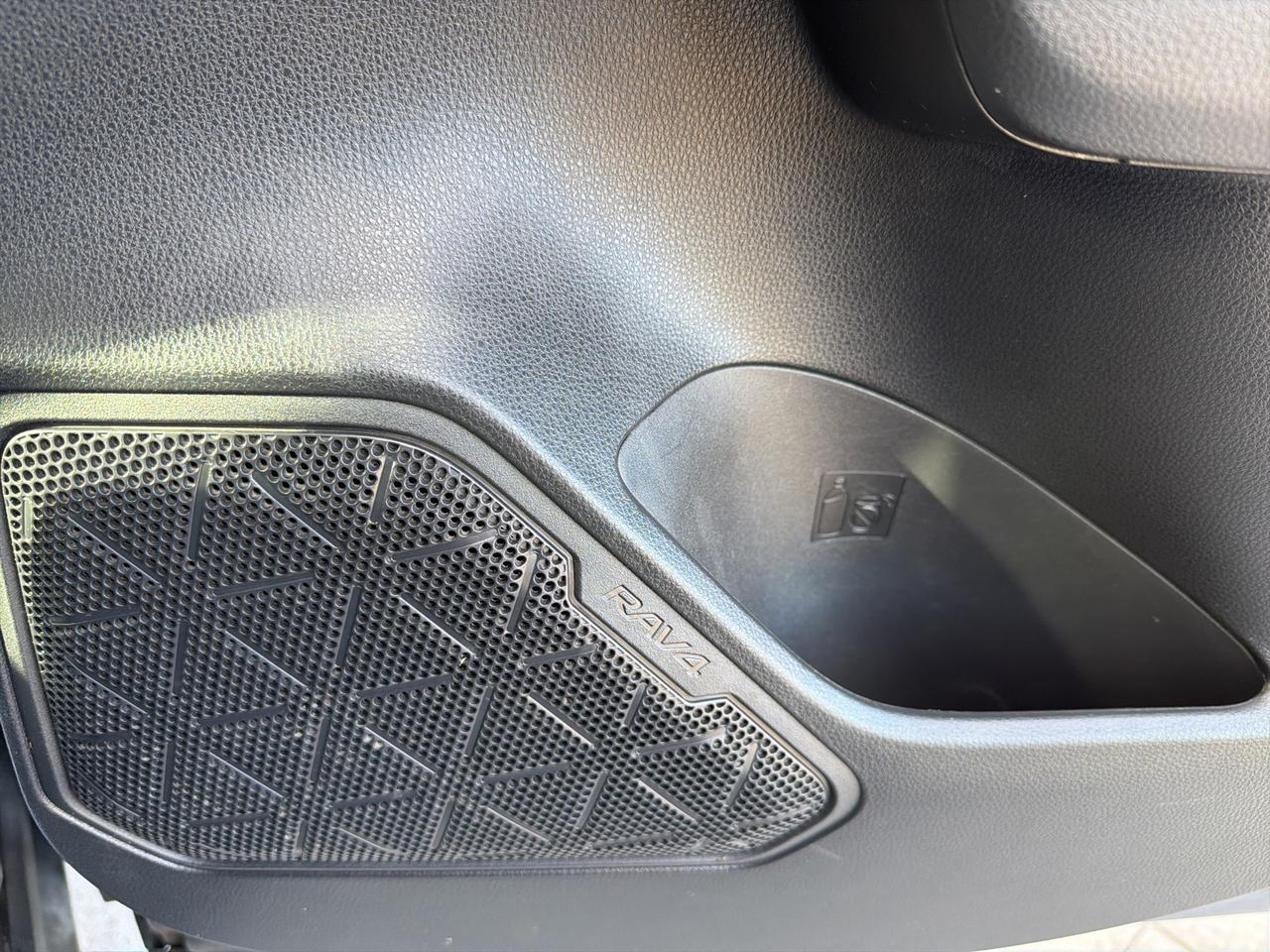 2021 Toyota RAV4 Hybrid XSE Bend OR