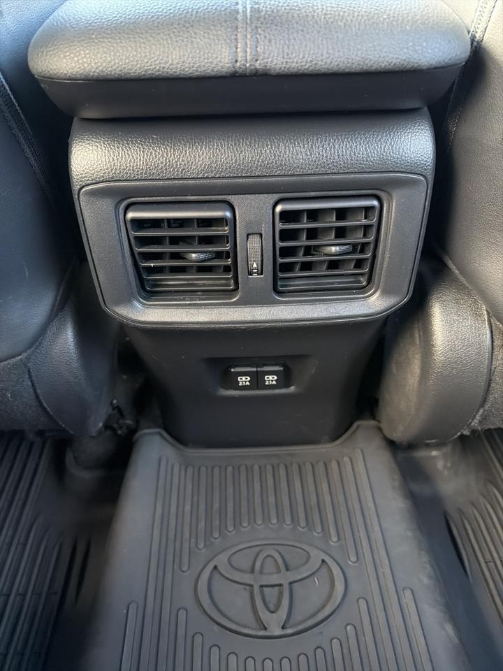 2021 Toyota RAV4 Hybrid XSE Bend OR