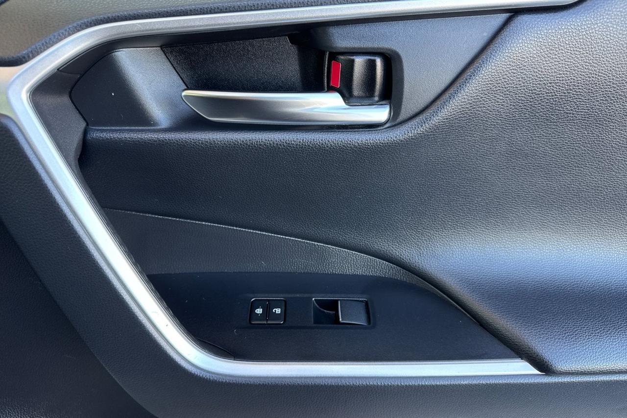 2021 Toyota RAV4 Hybrid XSE Roseville CA