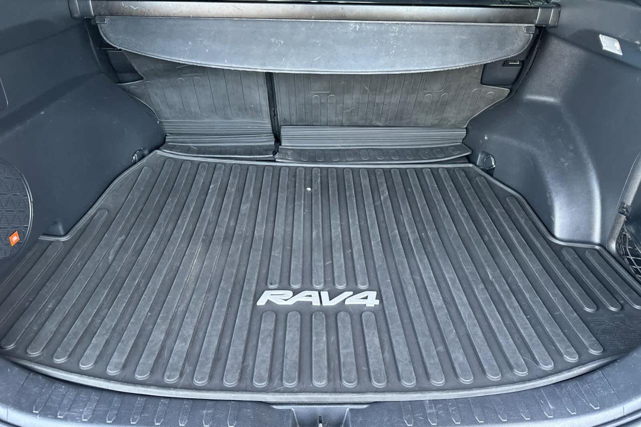 2021 Toyota RAV4 Hybrid XSE Roseville CA