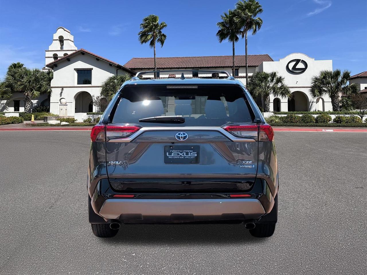 2021 Toyota RAV4 Hybrid XSE