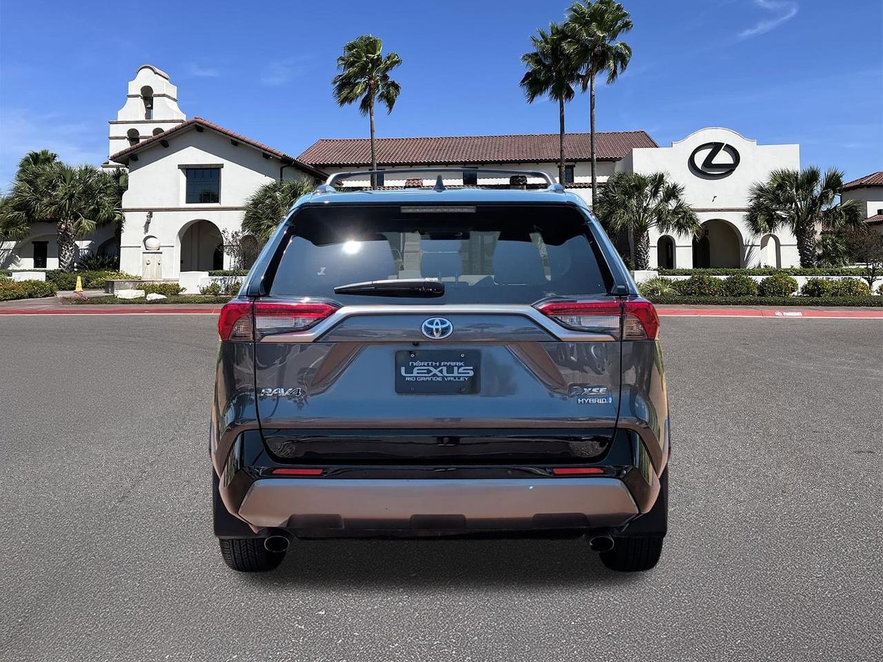 2021 Toyota RAV4 Hybrid XSE