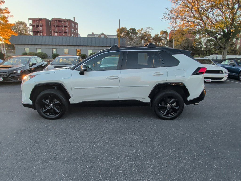 2021 Toyota RAV4 Hybrid XSE