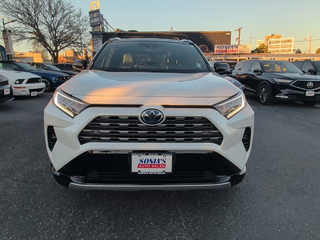 2021 Toyota RAV4 Hybrid XSE