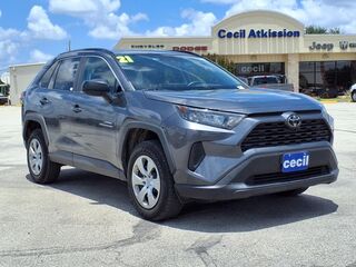 Toyota RAV4 LE 2021