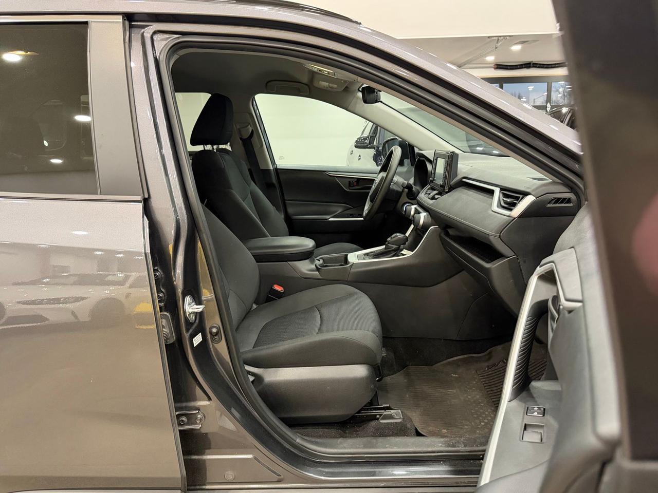 2021 Toyota RAV4 LE Gladstone OR