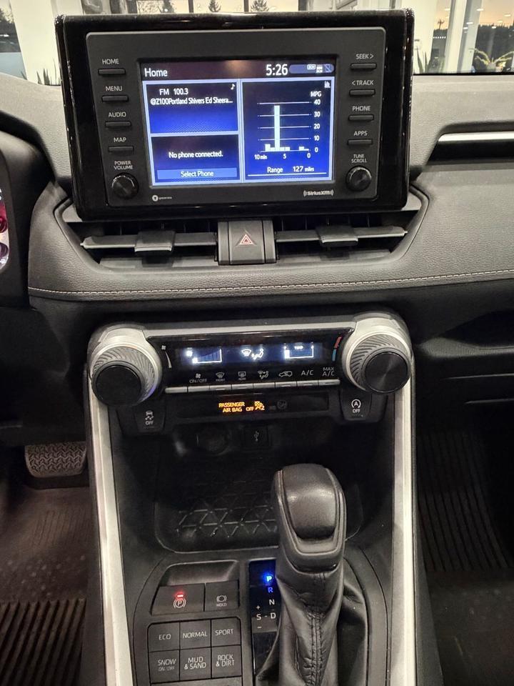 2021 Toyota RAV4 LE Gladstone OR