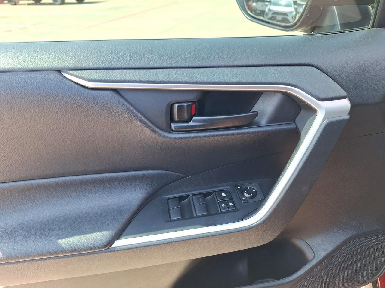 2021 Toyota RAV4 LE Hurst TX