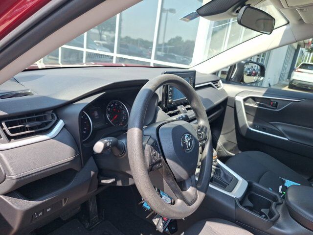 2021 Toyota RAV4 LE Hurst TX