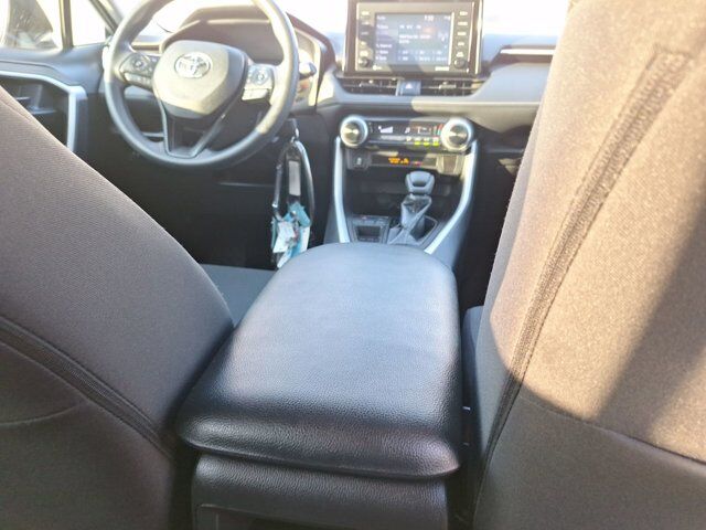 2021 Toyota RAV4 LE Hurst TX