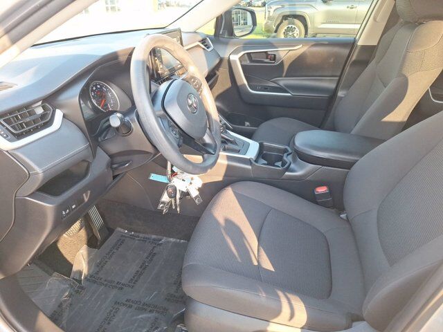 2021 Toyota RAV4 LE Hurst TX