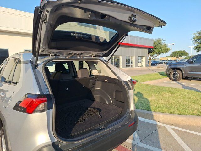 2021 Toyota RAV4 LE Hurst TX