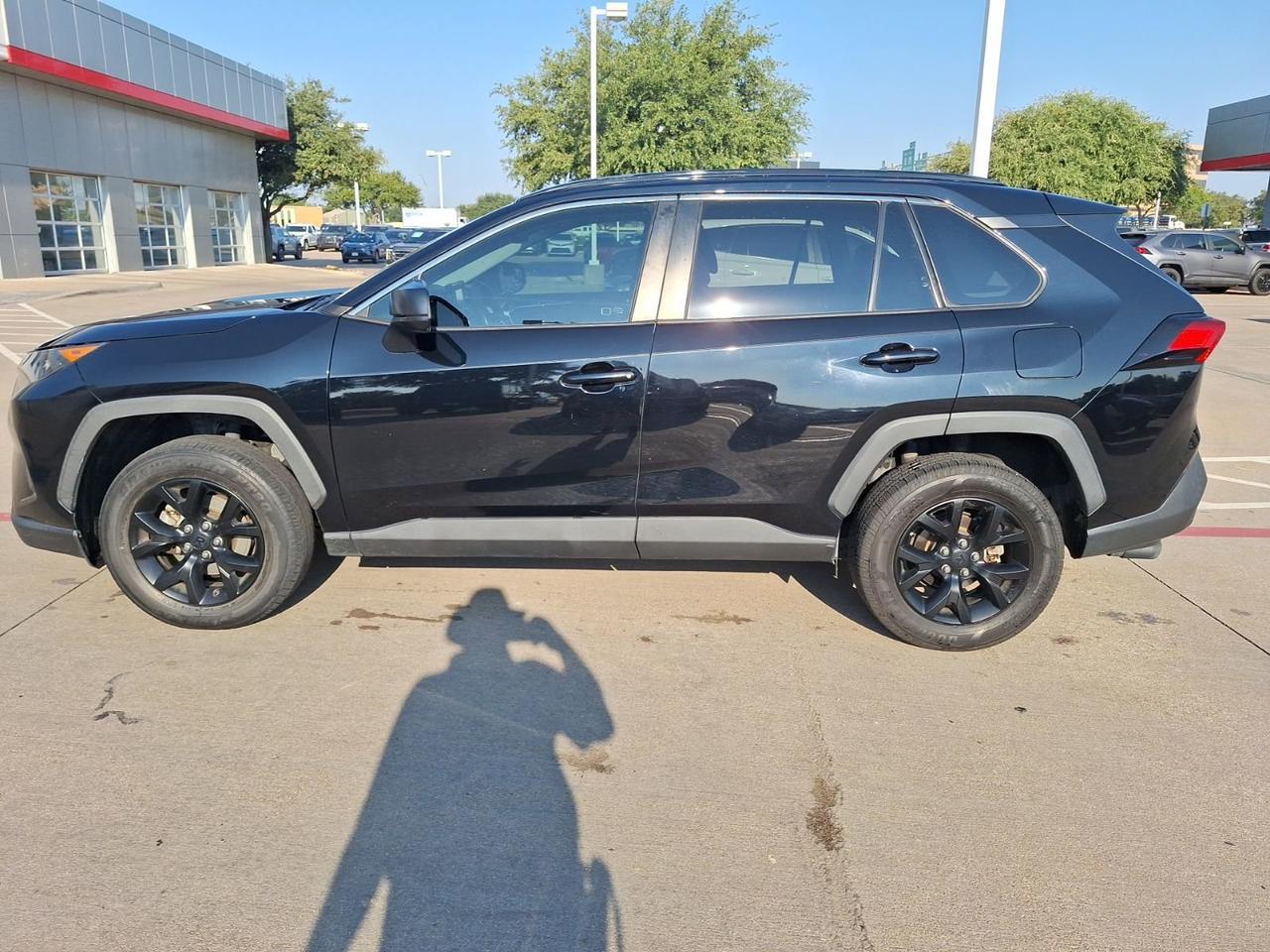 2021 Toyota RAV4 LE Hurst TX