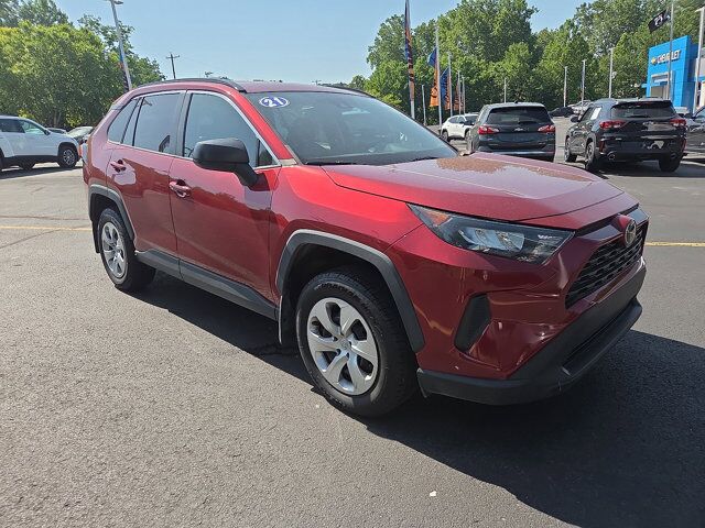 2021 Toyota RAV4 LE Hamburg PA